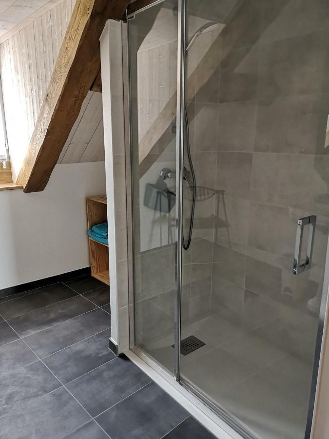 Cottage Au Terminus 2 Climatise โอต์วิลเลส์ ภายนอก รูปภาพ